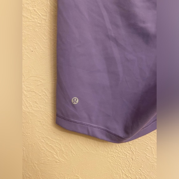 Lululemon short - Picture 3 of 6